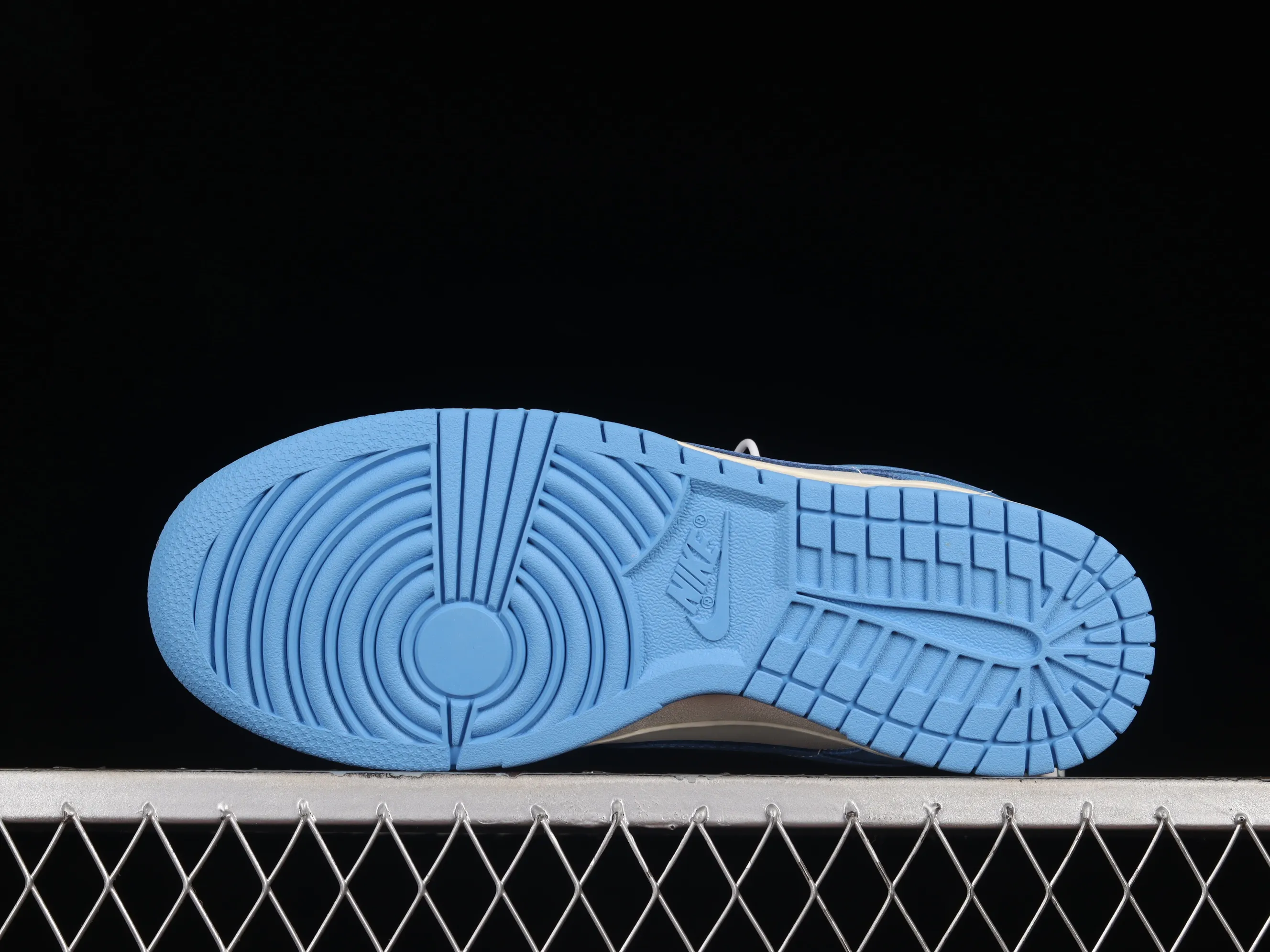 All categories Nk SB Dunk series Nk SB Dunk Low low-top sneakers Nk Dunk Low SB North Carolina blue SB low-top casual sneakers DD1503-100